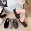 Hogar 2026 Pantuflas de Algodón para Mujer Moda Slip-on Suela Gruesa Lunares Invierno Más Terciopelo Punta Cerrada Medias Pantuflas Negras
