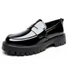Botas Martin casuales de punta redonda, que aumentan la altura, estilo británico, corte bajo, transpirables, ropa de trabajo juvenil para hombre, zapatos de vestir modernos estilo coreano, antideslizantes