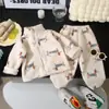 Pijamas Jingqi para Niños y Niñas, Engrosados y Forrados de Felpa Coral, Ropa de Casa Cálida, Pijamas para Bebé para Otoño e Invierno, Adecuados para Usar Afuera