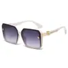 Gafas de Sol Cuadradas de Lujo Ligero Estilo Nuevo con Marco UV para Mujer, Lentes Polarizadas Anti-UV, Protector Solar, Elegantes, Adelgazantes para Caras Grandes 7731
