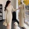Vestido de punto suave estilo francés para mujer, nueva colección de otoño, entallado en la cintura, abertura, vestido elegante y maduro