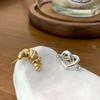 Pendientes Croissant Irregulares con Sentido del Diseño Nudo de Amor Cereza Aguja de Plata 925 Personalidad Interesante Pendientes Versátiles