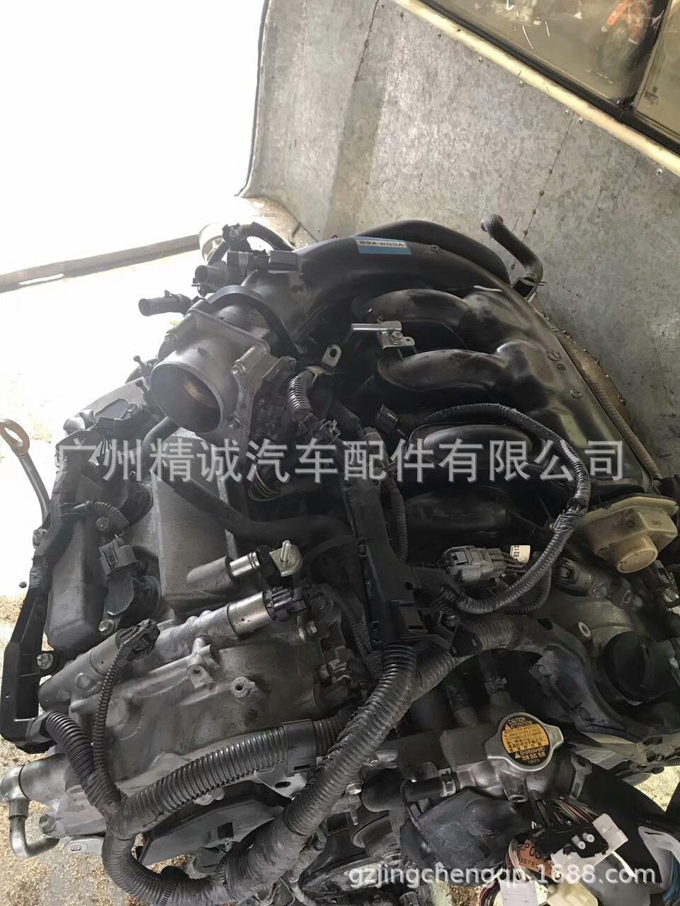 15年款丰田皇冠2.5发动机1