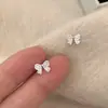 Pendientes de Lazo Súper Brillantes Completamente Incrustados de Diamante, Lujo Ligero de Nicho, Estilo Simple y Único, Pendientes Versátiles con un Toque Dulce y de Alta Gama