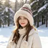 Gorro de Punto de Invierno con Patrón Jacquard, Estilo Étnico, Protección para las Orejas, Cálido y Grueso, Adelgazante, Gorro Cónico para Mujer