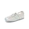 2026 Novos Sapatos de Treino Alemães Estilo Ballet para Mulheres Malha Prateada com Bolinhas Sola Plana Sapatos Mary Jane Casuais Retrô Sapatos Individuais
