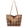 Bolsa de Grande Capacidade com Design de Nicho de Outono para Mulheres 2025 Nova Moda Bolsa de Ombro para o Dia a Dia Bolsa Tote Estética Personalizada