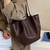 Bolsa Tote com Padrão Trançado Feminina 2026 Nova Tendência de Verão Toque de Luxo Leve Bolsa de Ombro Único Grande Capacidade Bolsa para o Dia a Dia