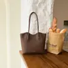 Bolsa de alta qualidade para o dia a dia para mulheres, nova coleção de outono 2026, retrô e moderna, com uma textura luxuosa, bolsa tote de grande capacidade