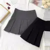 Saia Plissada Cinza para Mulheres, Saia Curta de Cintura Alta para Outono e Inverno, Slim e Versátil, Saia Evasê Anti-Exposição Novo Estilo 2024