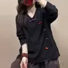 Nueva camiseta de manga larga de algodón y lino con botones, estilo retro chino, para mujer, versátil, artística, colorida, top casual ajustado para el otoño de 2026