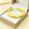 Anillo de terrón de azúcar de oro cepillado lujoso y exquisito, accesorio de anillo de estrella giratoria de la fortuna de alta gama y personalizado al por mayor