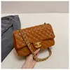 Bolso acolchado de cadena de moda para mujer, bolso de mano versátil popular, bolso cruzado elegante, bolso de hombro chic para el trabajo, comercio exterior