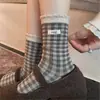 Calcetines retro de cuadros y encaje hasta la mitad de la pantorrilla para mujer, otoño e invierno, tela suave con patrón de huevo, estilo preppy, cuadros japoneses, calcetines de algodón esponjosos