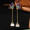 Directo del FabricanteArtesanía en Esmalte Imitación Jade Hetian Vaina de Loto Pendientes Largos de Mariposa Pendientes Estilo Chino