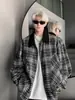 Chaqueta a cuadros de moda estilo americano para hombre, primavera, otoño, invierno 2026 nueva moda, solapa elegante, tacto de alta gama, abrigo casual holgado