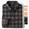 2025 Nueva Camisa de Cuadros Cepillados de Manga Larga Tendencia Primavera y Otoño Camisa Cálida para Hombre Algodón Puro Camisa de Negocios