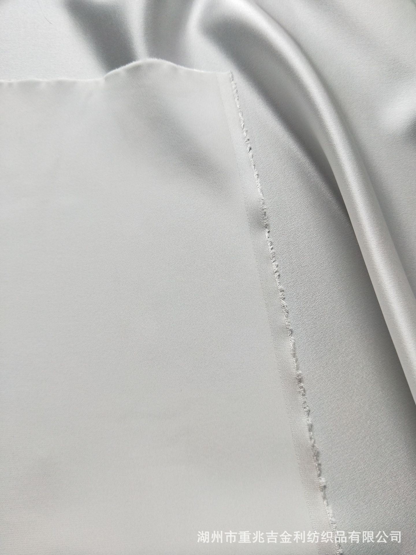 22mm素绉缎140