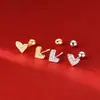 Aretes de Aguja Plateada, Femeninos, Amorosos, Diseño de Alta Gama, Estilo Nuevo, No Necesitan Quitar Tornillos ni Girar Tapas al Dormir, Aretes para Perforaciones