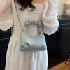 Bolso de Nube Estilo Coreano de Diseño Único para Mujer Modelo Nuevo 2026 Bolso Cruzado Sencillo Gran Capacidad Moderno de Moda Bolso para Viajes de Mujer