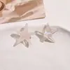 Ventoinha Colorida Estilo Japonês com Pó Dourado de Alto Brilho Decoração de Concha em Formato de Leque Patch de Acrílico Acessórios para Brincos e Chaveiros DIY