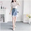 Elegante y fresco conjunto de moda de falda corta, conjunto de dos piezas de verano con top de encaje de manga corta sin hombros y media falda de mezclilla