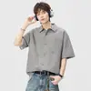 Camiseta Polo Versátil de Manga Curta Estilo Japonês Soltinha de Verão Marca Tendência Novo Modelo 2026 Controle de Preço Masculino 108