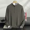 Suéter de Cashmere com Meia Gola Alta e Zíper Estilo Levemente Luxuoso Masculino, Pulôver de Tricô Casual Solto, Tricô de Cor Pura, Camisa de Base