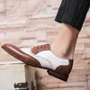 Sapatos de Couro de Tamanho Grande Transfronteiriços para Homens 48 Sapato Brogue Casual Sapato de Couro para Negócios para Homens Mocassins Britânicos Sapatos de Cadarço Pequenos de Couro para Homens