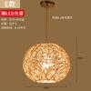 Lámpara de araña creativa de ratán para restaurantes, Lámpara tejida única de bambú para restaurantes de hot pot, Lámpara de sombrero de paja estilo Wabi-Sabi, Lámpara de mesa de comedor de arte de ratán de Zhongshan