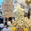 2026 Nueva Serie Blanca Accesorios de Flores para Bodas Juego de Decoración de Boda Materiales de Flores Color Claro Blanco Roto Arreglo Floral Artificial para Bodas