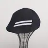 Gorra artística a rayas estilo japonés para mujer, adecuada para principios de primavera y otoño, moderna y versátil, hace que la cara se vea más pequeña, se puede usar al revés, boina de pico de pato, gorra de vendedor de periódicos