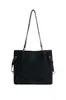 Bolsa Tote Vintage de Nicho, Bolsa Feminina de Grande Capacidade, Bolsa de Ombro Plissada de Luxo Leve, Nova Bolsa de Ombro Único Outono 2025