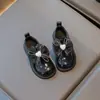 Sapatos Pequenos de Couro Versáteis Lolita para Meninas Primavera e Outono 2024 Novos Sola Macia Crianças Médias e Grandes Estilo Britânico Doce Princesa Sapatos de Uma Sola