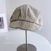 Mezcla de Lino Plisada Elegante Gorra Pico de Pato Mujer Otoño Nuevo Casual Versátil Gorra de Periódico Retro Gorra Ecuestre Moderna