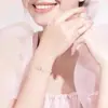 Pulsera Luminosa de Mariposa de Moda para Mujer, Popular en Tiktok Live, Accesorio, Joyería de Diseño de Lujo Ligero de Nicho de Gama Alta