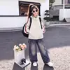 Nuevo conjunto de chaqueta con capucha y pantalones de otoño y primavera para niñas, con un diseño a cuadros de corte holgado, un atuendo de dos piezas y un look casual y moderno de estilo coreano para niños mayores