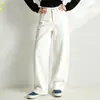 Venta directa de fábrica de pantalones vaqueros blancos nuevos de cuatro vías elásticas para mujer, con elástico en la parte trasera, detalles en el panel lateral y un diseño casual de pierna ancha.