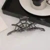 Novo Prendedor de Cabelo Metálico com Garra e Pérolas Estilo Coreano, Acessório de Cabelo Dourado Fosco Tendência, Presilha de Tubarão Doce em Formato de Cruz para a Parte de Trás da Cabeça