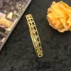 Pulsera Hueca de Flor con Diamantes de Zirconia Cosidos Pulsera de Sentido Avanzado Diseño Exquisito Pulsera de Moda para Viajes Pulsera de Celebridad de Internet para Mujeres