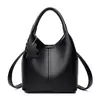 Bolso Estilo Francés 2025 con Acabado de Alta Gama, Bolso Pequeño de Cuero Suave para Mujer, Bolso Tote Versátil Nuevo, Elegante Bolso Cruzado de Cuero Suave