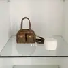 Bolsa de Bowling Versátil Multi-Bolsos Estilo Retrô Desgastado de Nicho Nova Chegada 2025 Bolsa de Ombro Transversal Versátil para o Dia a Dia