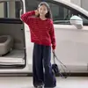 Conjunto de Otoño Estilo Coreano para Niñas 2026 Nuevo Modelo: Cárdigan de suéter a rayas y jeans con pedrería para niños mayores, conjunto de dos piezas para niños
