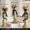 Adorno de Diosa Elegante Dorado Creativo Nórdico de Resina Modelo de Diseñador para Hogar Sala de Estar, Comedor, Cafetería, Bar