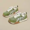 Tênis Coreano Ins da Nova Versão Dad Shoes para Mulheres 2026 Outono Estudante Corrida Esportes Casual Estilo de Rua Sola Grossa Aumentador de Altura 29110