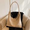 Bolso Transfronterizo de Primavera y Verano de Gran Capacidad para Mujer 2025 Nueva Moda para Ir al Trabajo Combinable Bolso de Hombro Bolso Tote Simple Casual