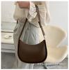 Bolsa feminina 2023 Verão moda simples formato especial bolsa mensageiro feminina bolsa de retalhos bolsa de ombro com letra bolsa de axila feminina
