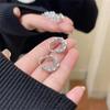 Pendientes de circonita con diamantes y hebilla para mujer, 2024, nuevos, de lujo, de alta gama, con luz y buena suerte, súper brillantes, combinables con todo.
