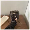 Comercio Exterior Estilo Coreano Chic 2026 Textura Moda Hilo Bordado Cadena Cuadrícula de Diamantes Hombro Único Cruzado Caja Labial Bolsa Cuadrada Pequeña
