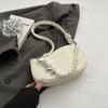 Bolso pequeño de diseño nicho para mujer 2024 primavera nuevo moderno versátil bolso cuadrado pequeño moderno de perlas bolso bandolera moderno bajo el brazo
